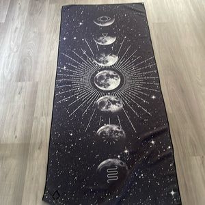 Nomadix yoga mat towel